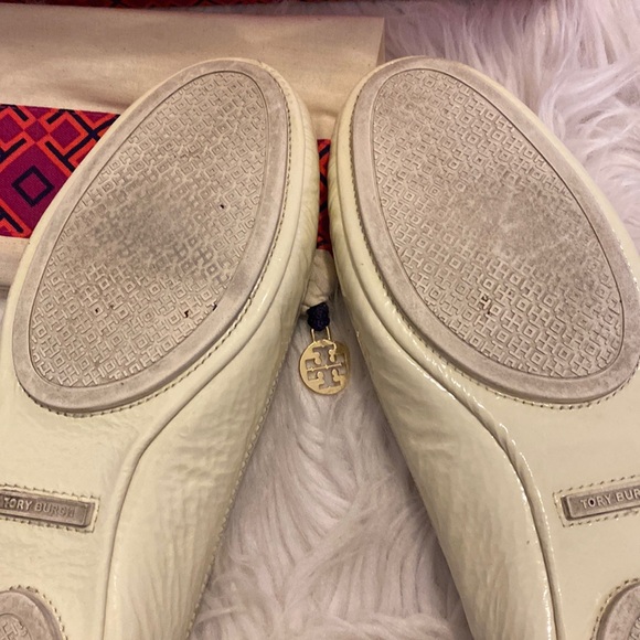 Tori Burch Minnie Travel Ballet with Logo, Ivory, Size 10.5 - Picture 3 of 11